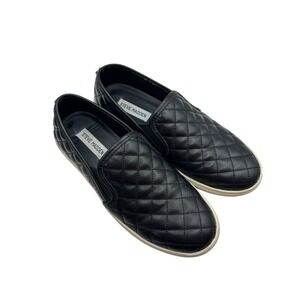 Steve Madden Ecentrcq Slip-On Comfort Shoes Women's Size 8M Black Quilted